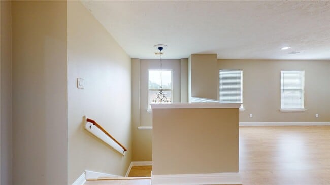 Building Photo - 21366 Claretfield Ct Rental