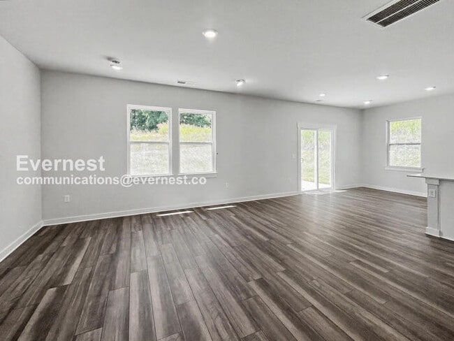 Photo - 2284 Robert Gwynne Dr