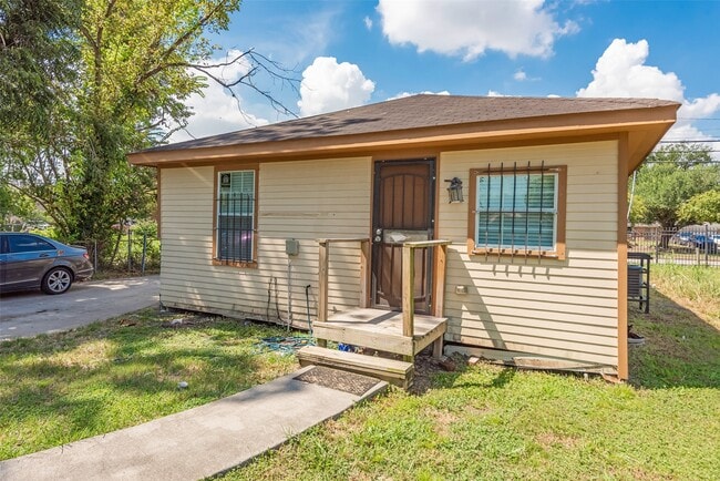 Photo - 6402 W Montgomery Rd Casa