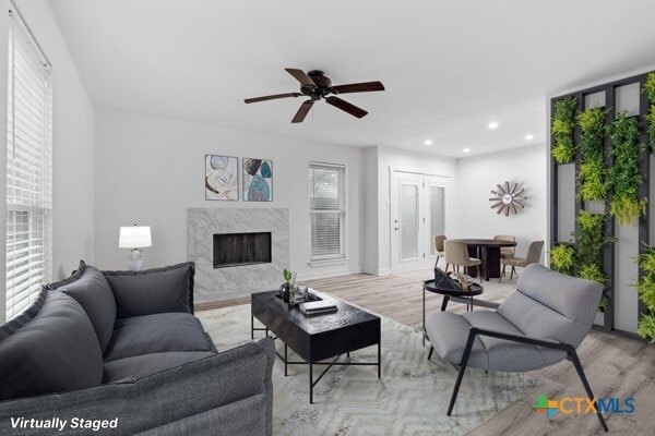 Photo - 8406 Lyndon Ln