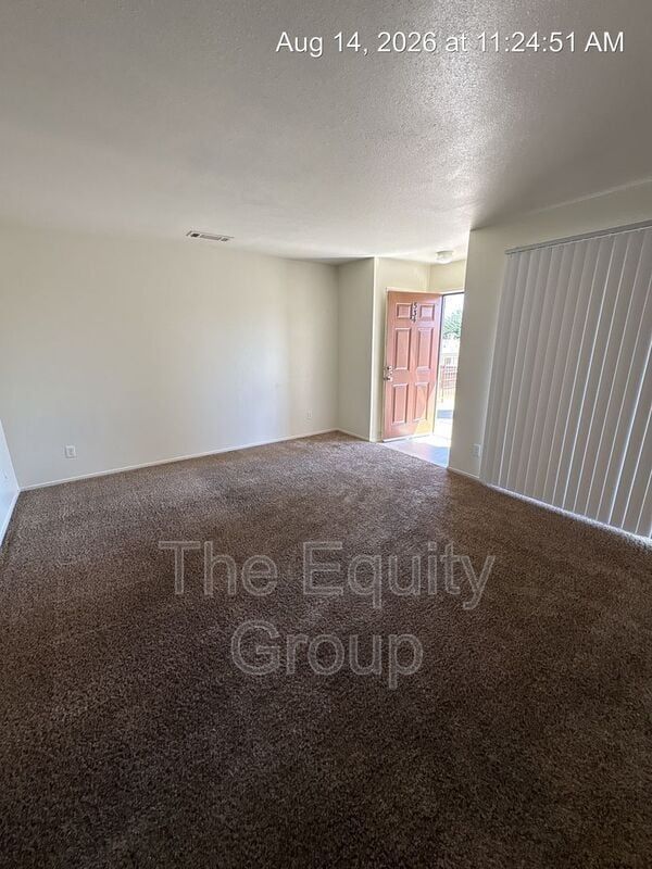 Photo - 534 E Myrtle Ave