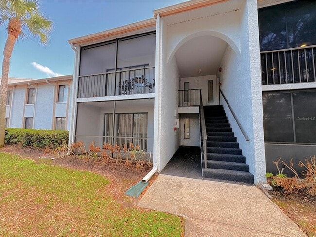 Building Photo - 8213 Sun Spring Cir Unit 31