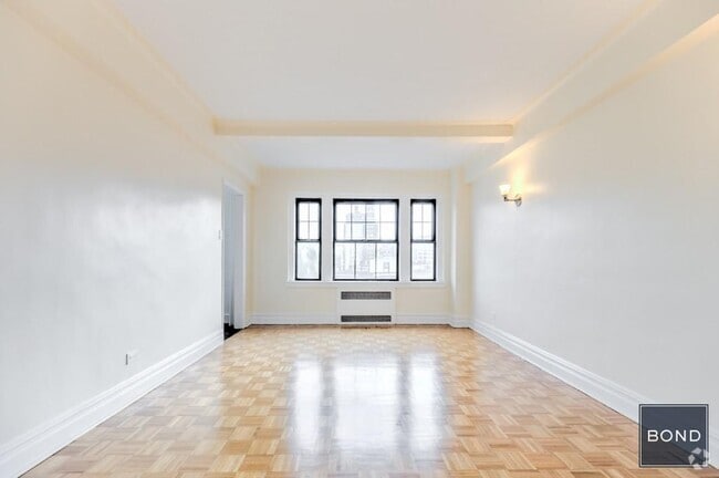 Building Photo - 95 Christopher St Unit 8G Rental