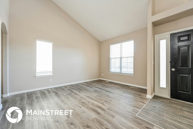 Photo - 2911 S Tower Way