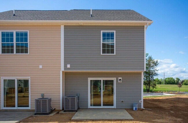 1313 Owen Ln