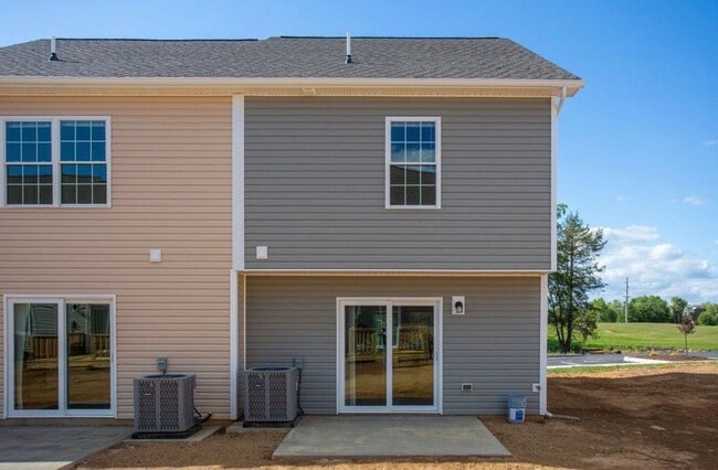 Photo - 1313 Owen Ln