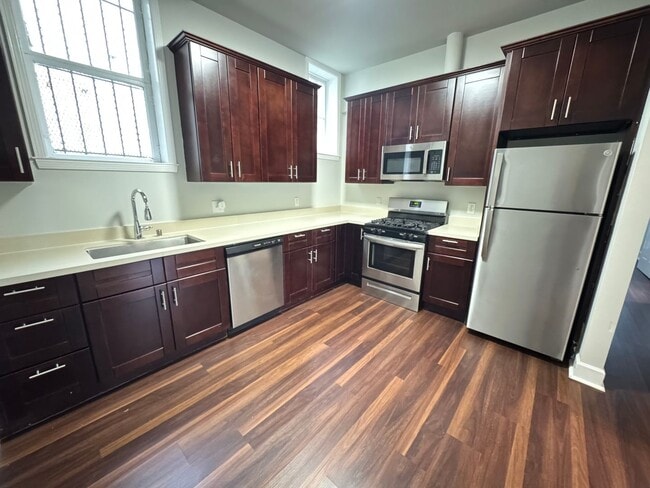 Photo - 780-782 Treat Ave/ 2950 21st Street (7039rc) Unit 780