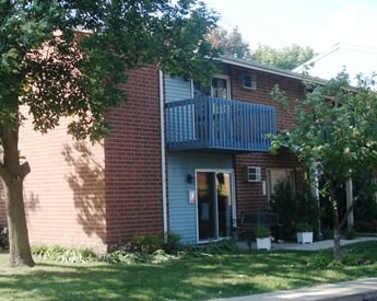 Photo - Westside Crest Apartments