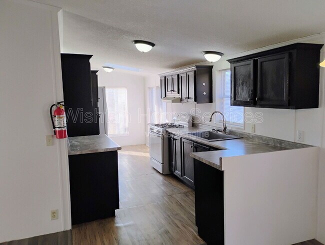 Photo - 120 Evergreen St