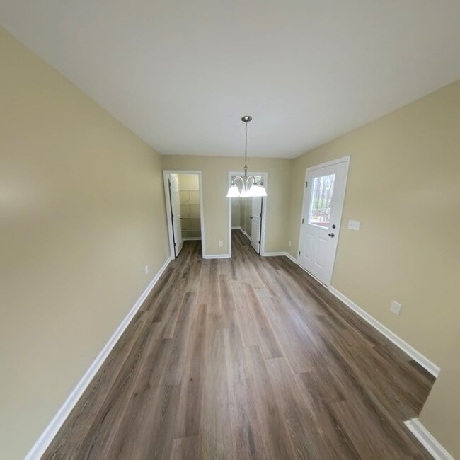 Photo - 182 N Burson Ave