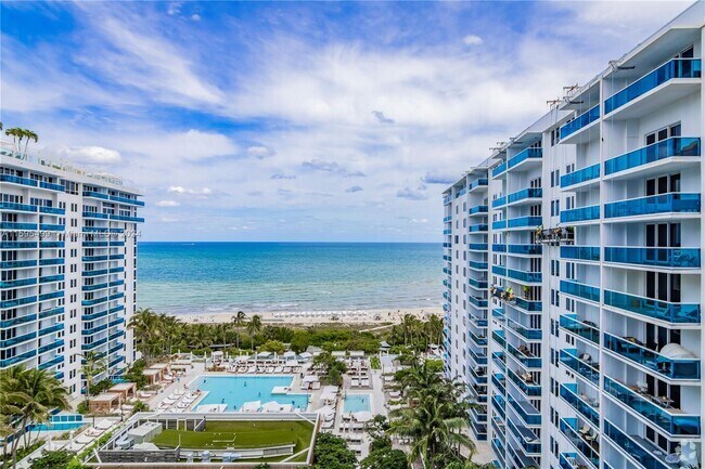 Building Photo - 2301 Collins Ave Unit 1425 Rental