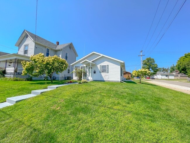 Photo - Gorgeous 3BR Ranch Rental Home in Newark -...