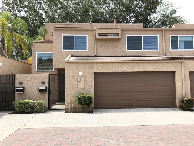 Photo - 19648 Castellana Plaza Townhome