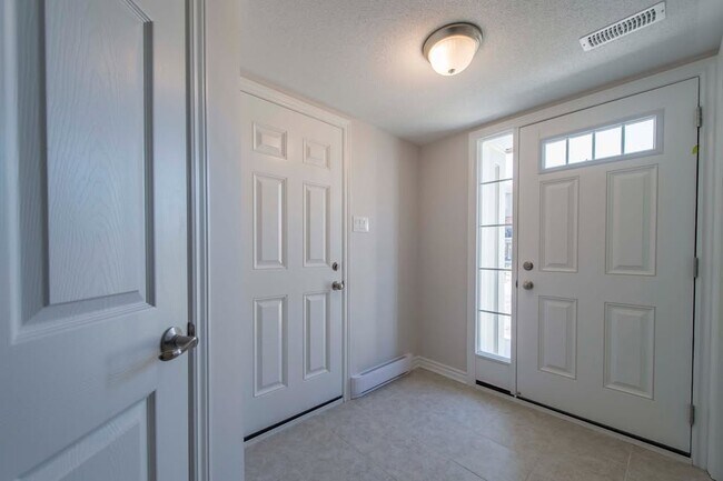 Photo - 82 Feathertop Ln