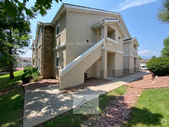 Building Photo - 3645 Strawberry Field Grove Rental