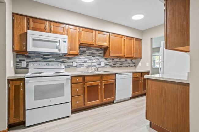 Photo - 3477 Redbud Dr
