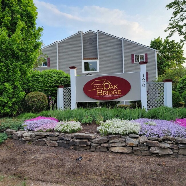 Building Photo - 120 Fisherville Rd Unit 77