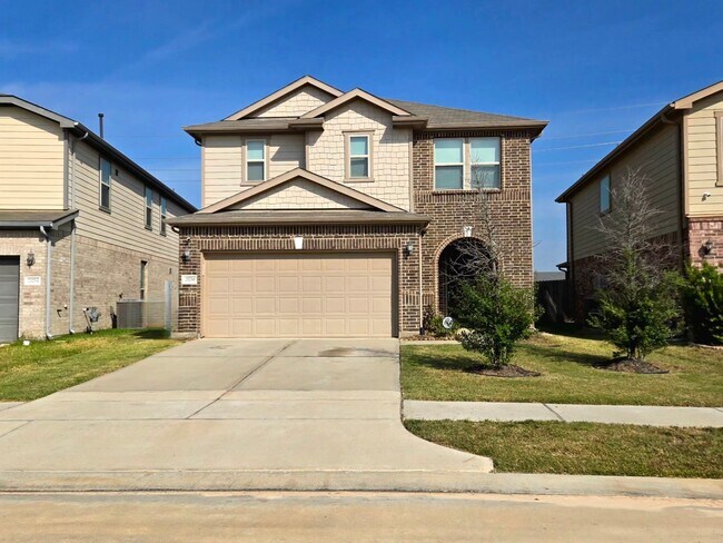 Photo - 25250 Laird Knoll St