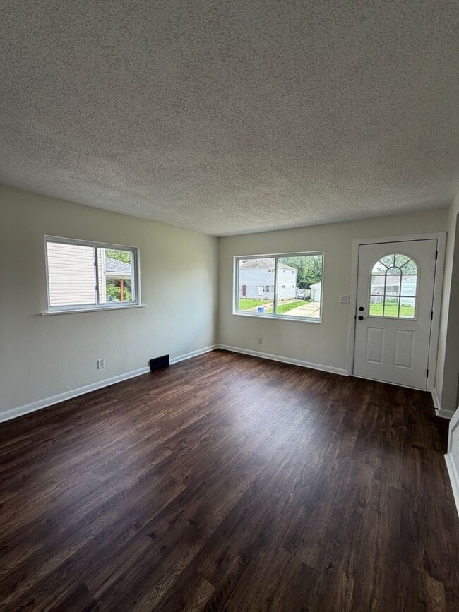 Photo - 957 Racine Ave Unit 957 Racine Avenue