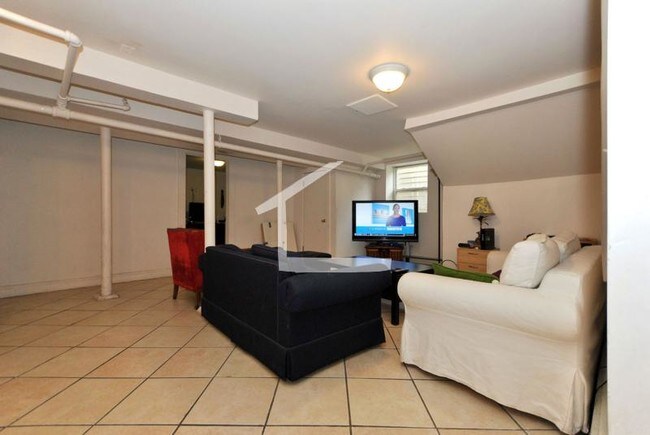 Photo - 19 Saint Lukes Rd