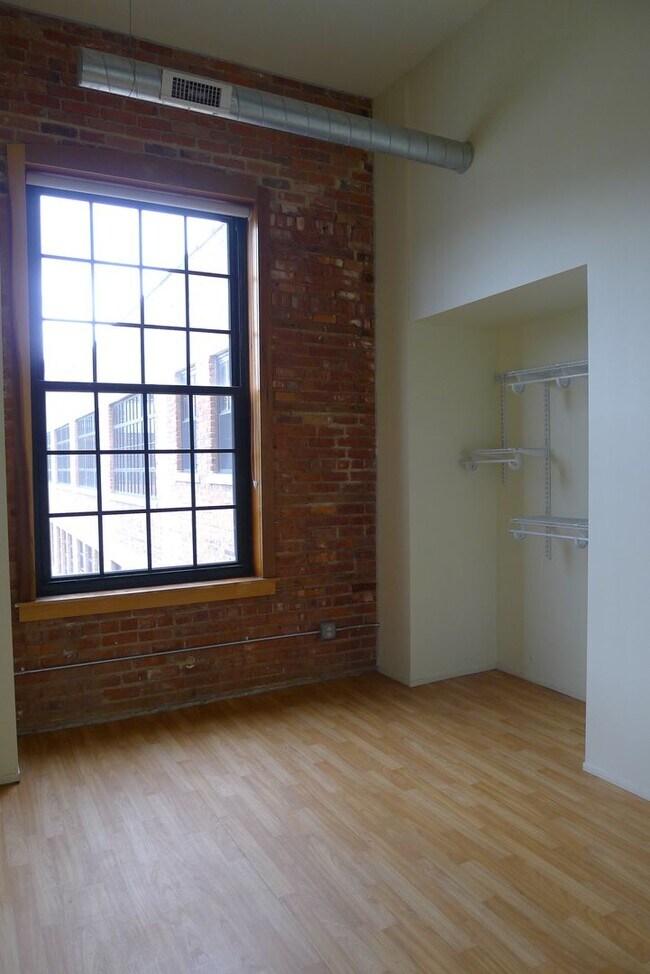 Photo - The Lofts at New Amsterdam