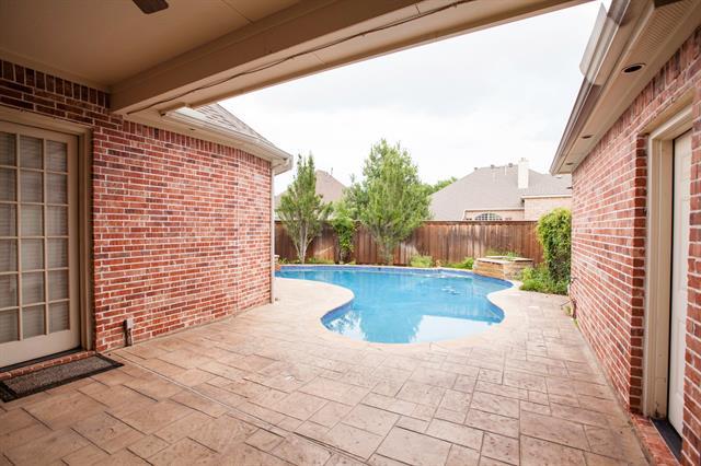 Photo - 8100 Rosemont Dr