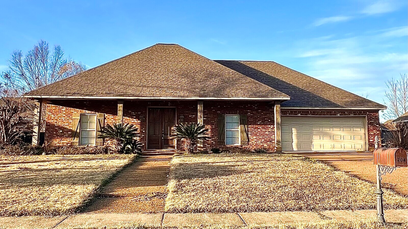 Photo - 204 Calhoun Dr House