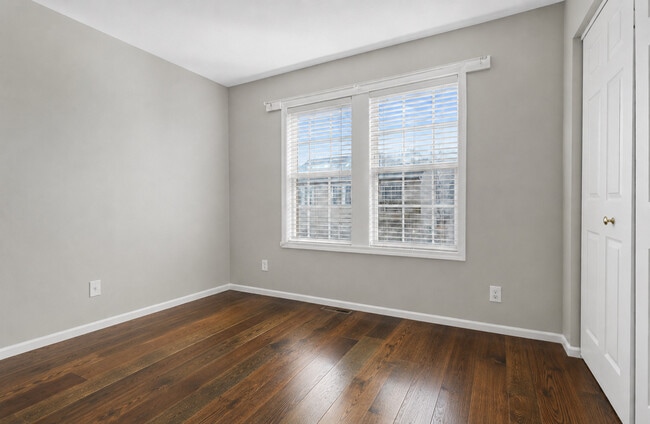 Photo - 356 Ogden Falls Blvd Unit 356