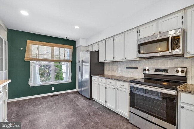 Photo - 7123 Gresham Ct E