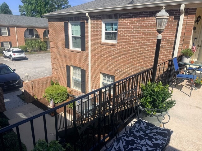 Photo - Forest Acres - Lakeshore Condominiums