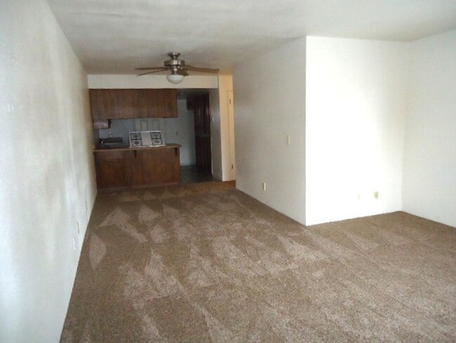 Photo - 1917-1919 W Whitendale Ave Unit 1919