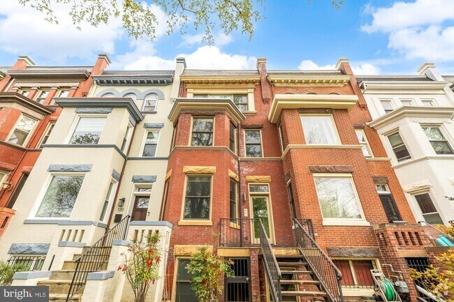 Building Photo - 122 Bryant St NW Unit 2 Rental