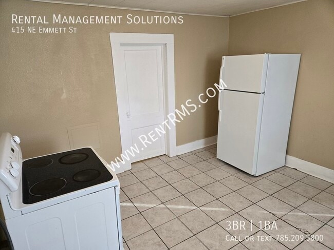 Photo - 415 NE Emmett St