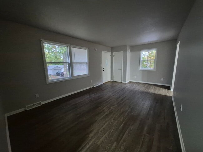 Photo - 3 Bedroom home with shed on corner lot ava...