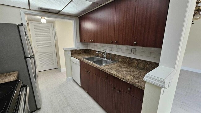 Photo - 8801 W Sample Rd