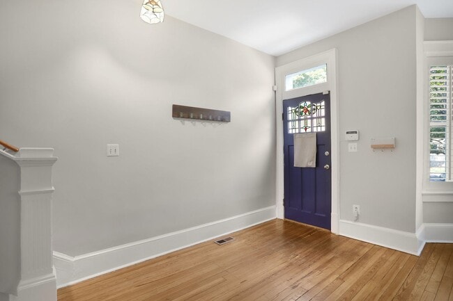Photo - Charming Capitol Hill House| Don't miss the 3D-TOUR!