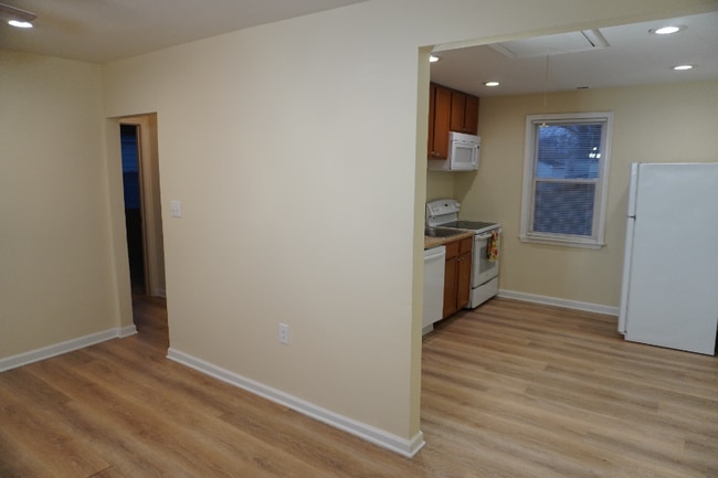 Photo - 74 Swan St