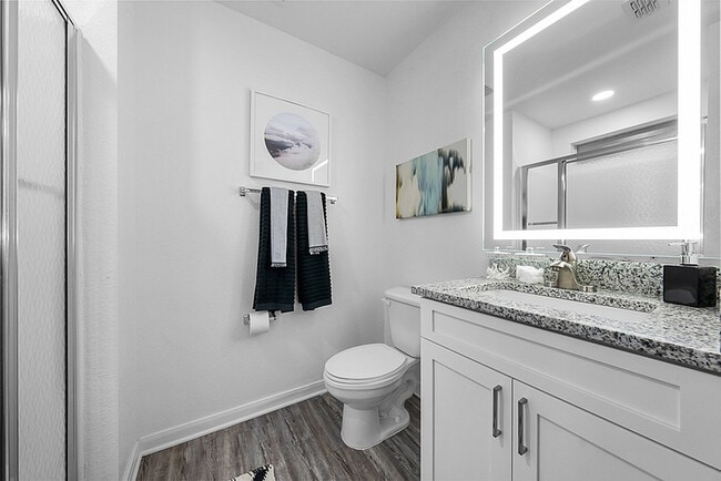 Cabana-Beach-Gainesville-Apartments-Near-University-of-Florida-Private-Bathroom