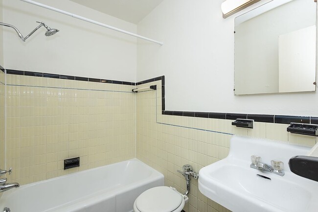 Photo - The Grant-Lee