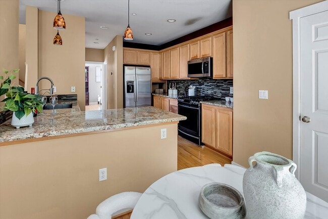 Photo - 1601 NE Katsura St Unit 501