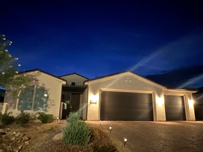 Photo - 709 Via Azul