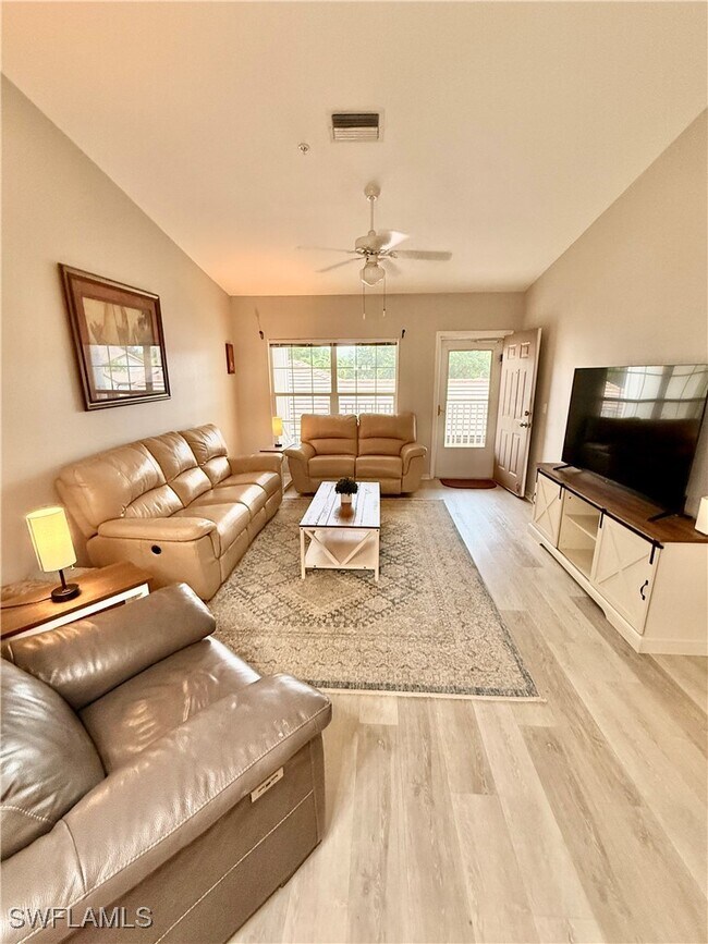 Photo - 28740 Diamond Dr Unit 204