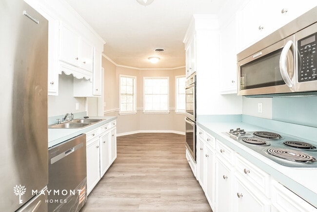 Photo - 34 Pebble Hill Dr
