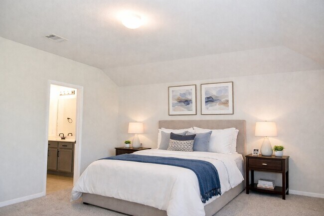 Photo - 29702 Breakwater Dr