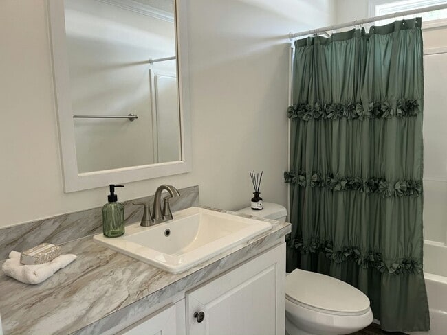 Photo - 15666 49th St N