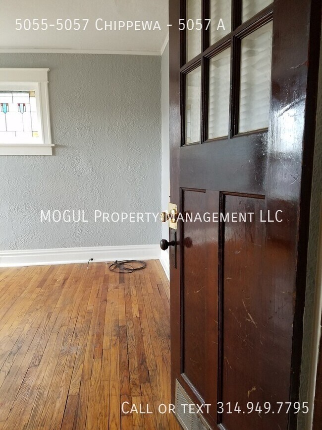 Photo - 5055-5057 Chippewa-5057 A Unit 5057 A