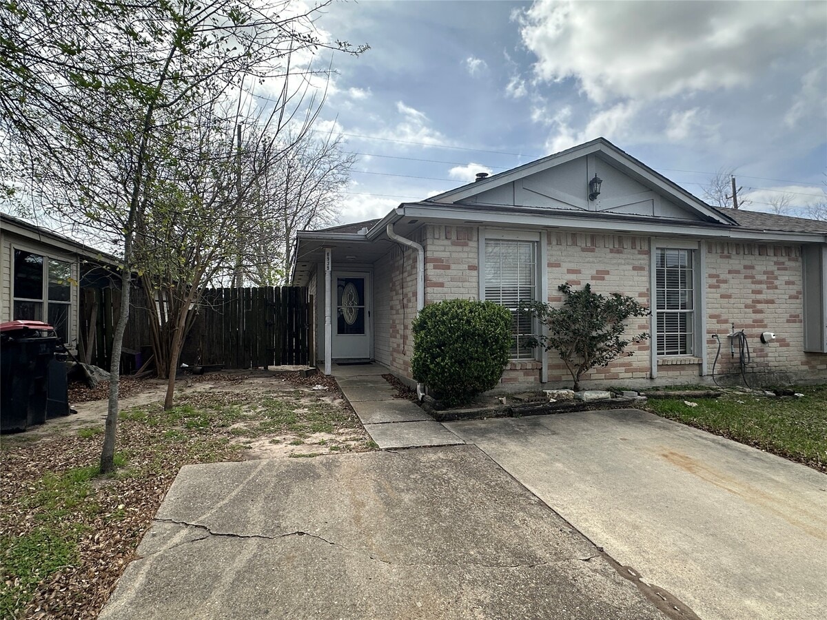 Photo - 6939 Greenyard Dr
