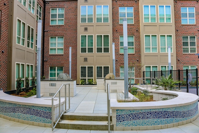 Photo - Carolina Square