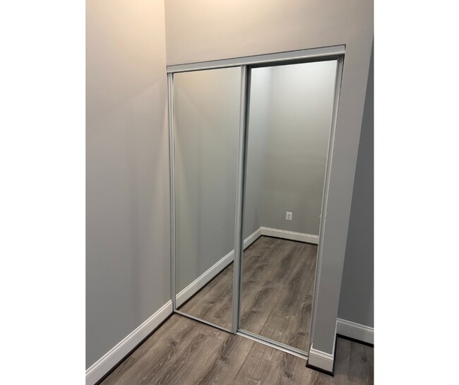 Photo - 1927 Harlem Ave Unit 1A AVAILABLE W/BATH $850