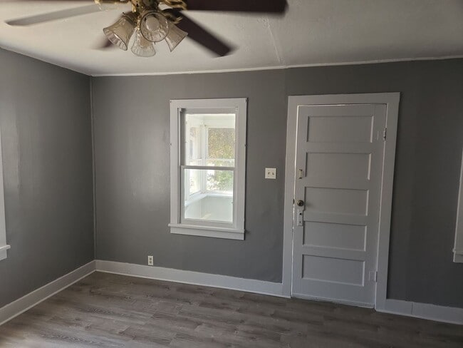 Newly Upgraded 2-Bedroom Home Available Now! - Newly Upgraded 2-Bedroom Home Available Now!